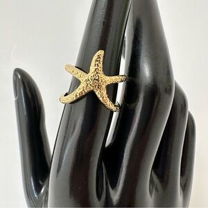Gold Starfish Ring